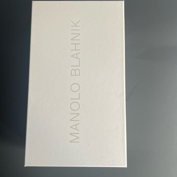 Manil is. Hangisi kitten heels from Neiman Marcus. - Picture 1 of 4